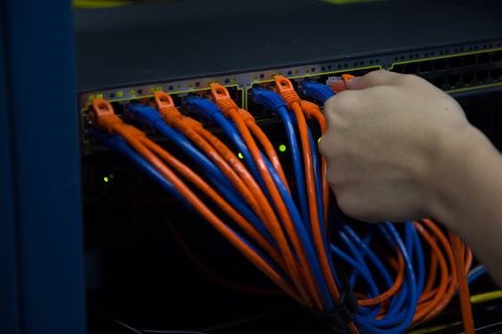 Canadian Web Hosting Expands Private Cloud Hosting and Hybrid Cloud Hosting Solutions Built On Enterprise Infrastructure with Guaranteed Compliance, Availability and Performance