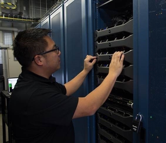 Canadian Web Hosting Announces New Dedicated Server Plans with Improved Performance and Flexibility